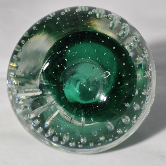 Art Glass Controlled Bubbles Pear Paperweight - Picture 2 of 4
